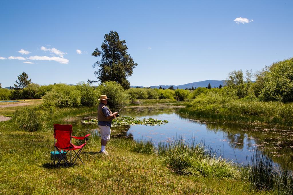 Bend-Sunriver Camping Resort Two-Bedroom Cabin 7 外观 照片