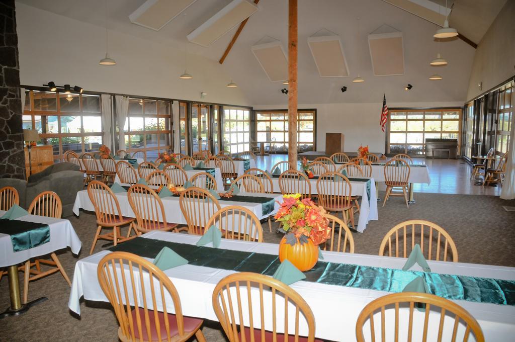 Bend-Sunriver Camping Resort Two-Bedroom Cabin 7 外观 照片