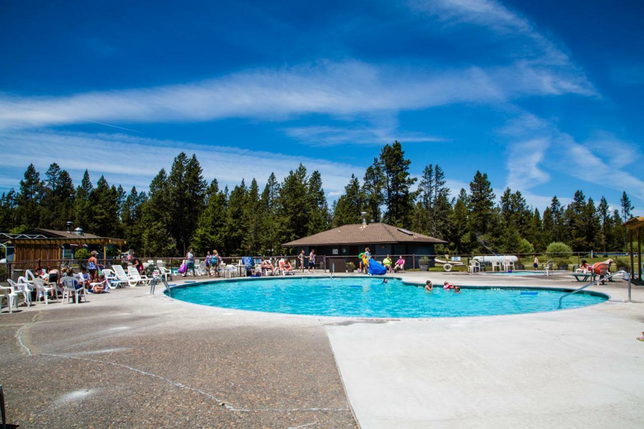 Bend-Sunriver Camping Resort Two-Bedroom Cabin 7 外观 照片